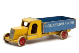 341 341: Grote vrachtwagen (large truck)