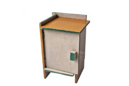 568: Nachtkastje (nightstand)